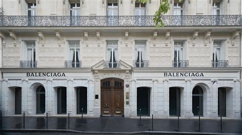 balenciaga fabbrica